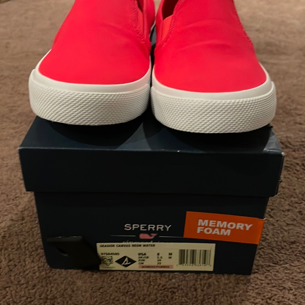 Sperry sneakers from Vineyard vines NIB women’s slip on shoes, size 8